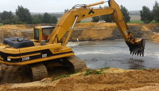 Рытье водоемов в Усть-куте - цена от 923 руб. | 2Землекопа-Утк